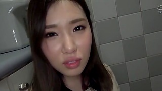 Ootani Shiori enjoys while sucking her coworker's hard dick